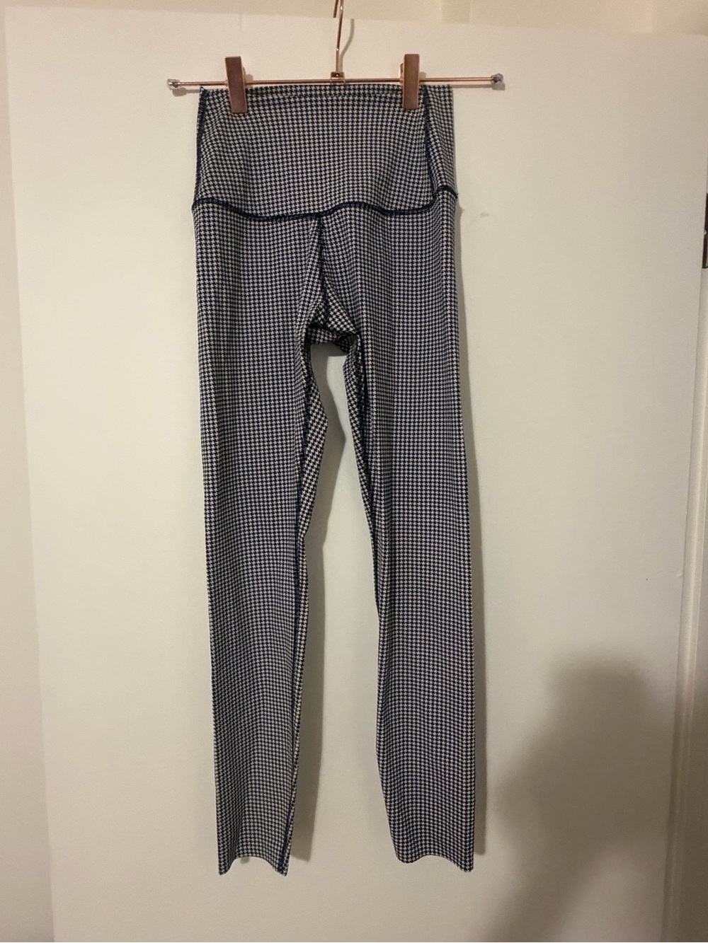 Tavi High-Waist Black and White Houndstooth Leggings